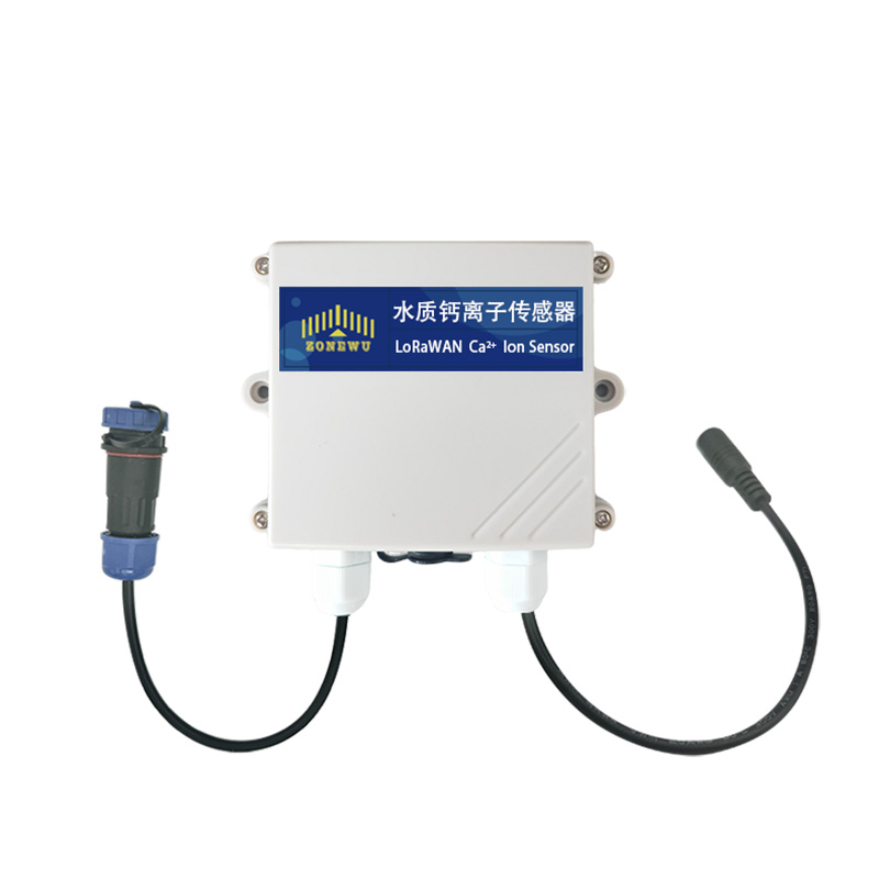 Low-power LoRaWAN Water Quality Ca2+ Ion Sensor